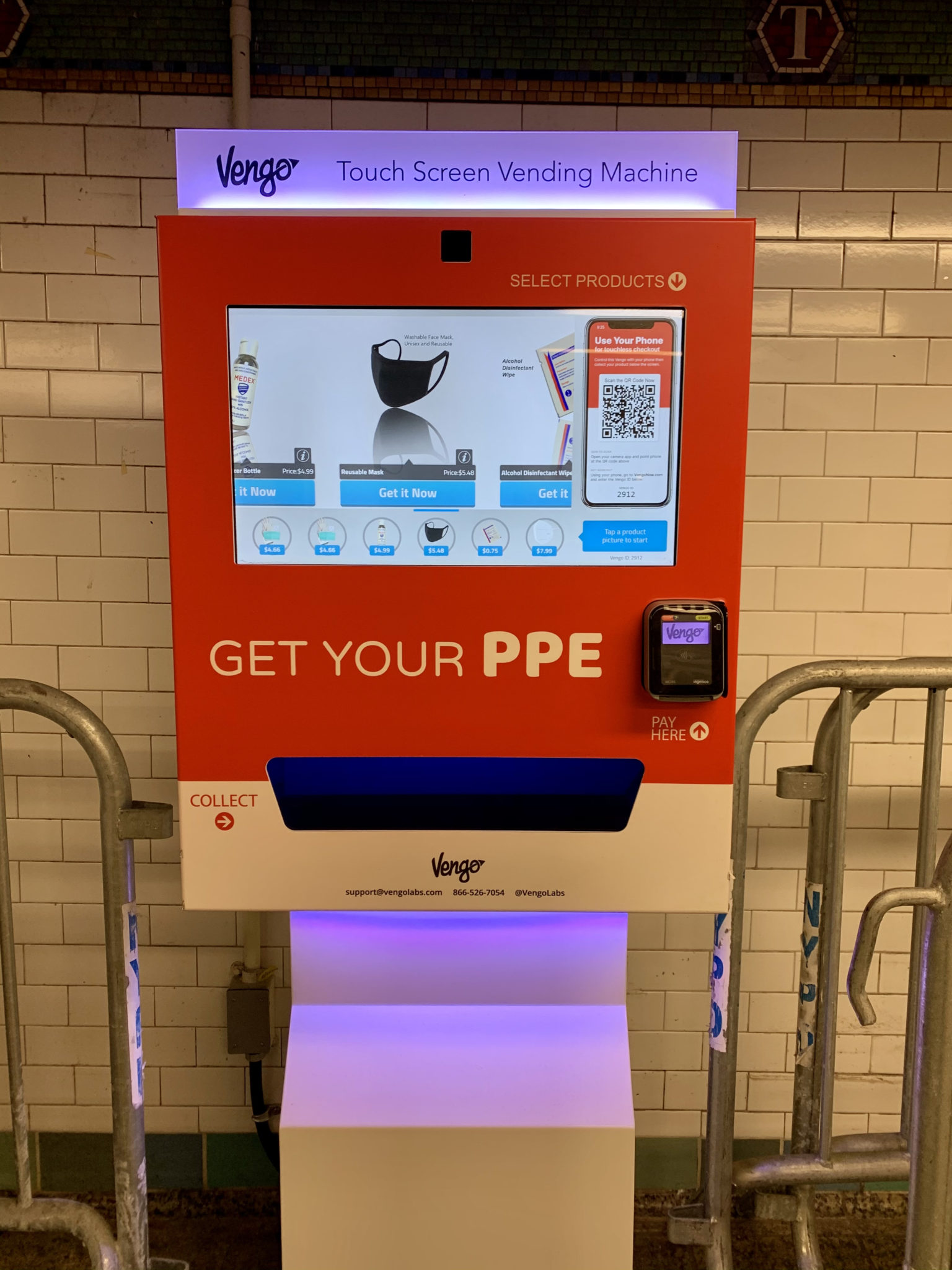 Times Square42nd Street/Port Authority Bus Terminal Station. Double Talk with Hannah and