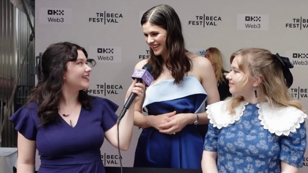 Alexandra Daddario & Josh Gad